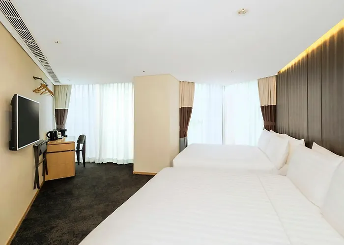 Hotel 108, Hongkong